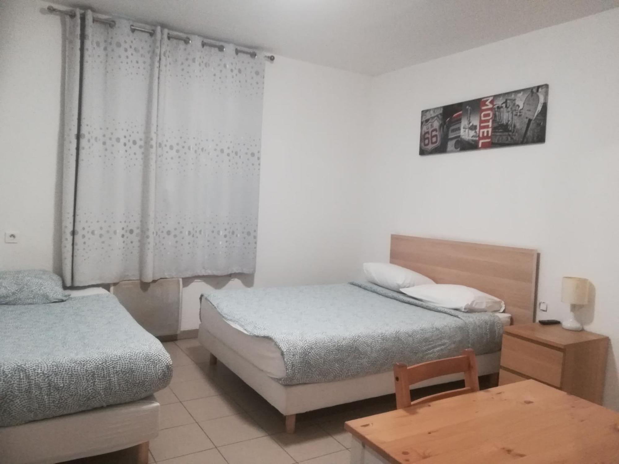 Hotel Vauban Livry-Gargan Eksteriør bilde